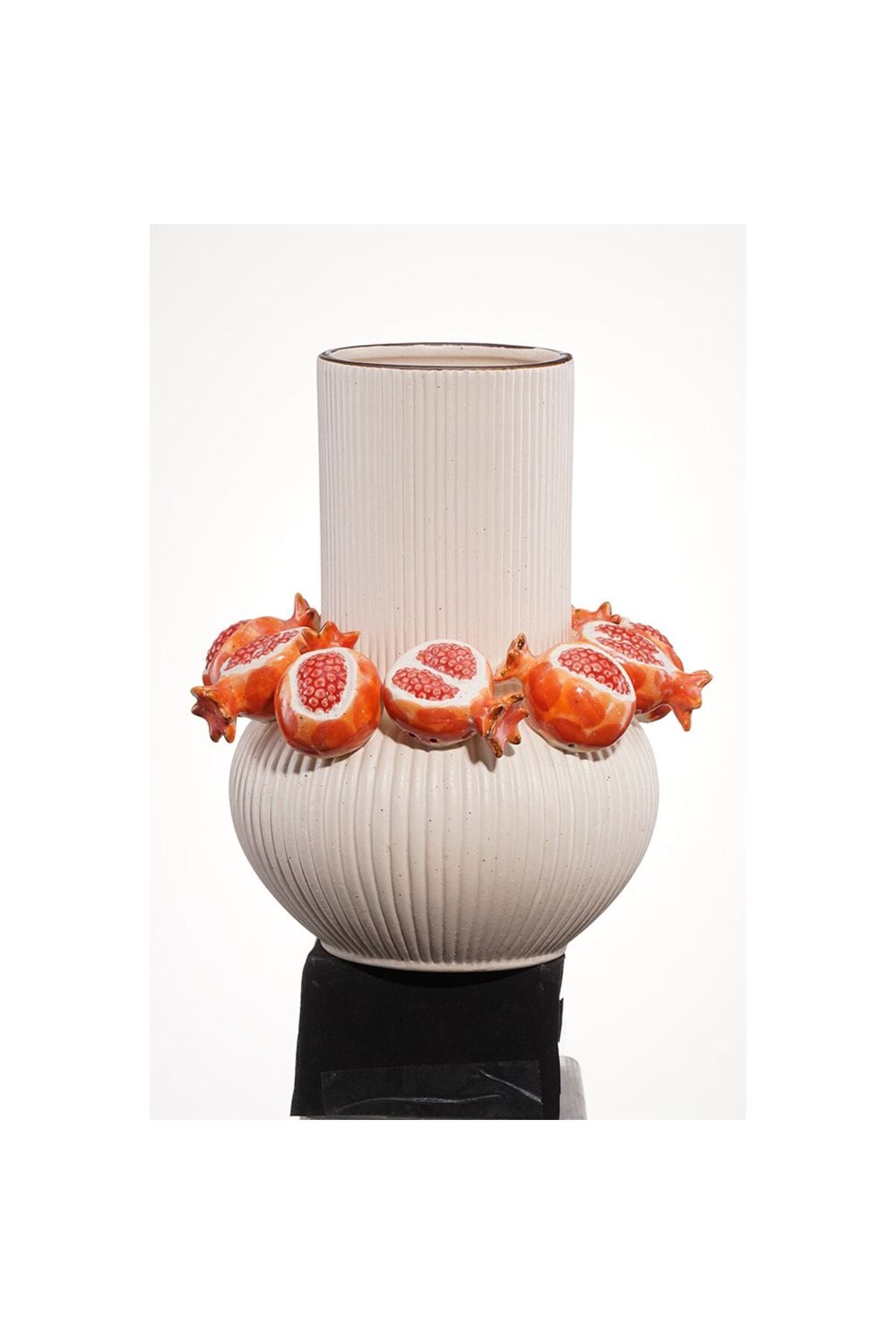 New In Cerelia Pomegranate Vase 25.2X25.2X31Cm -Cream/Red