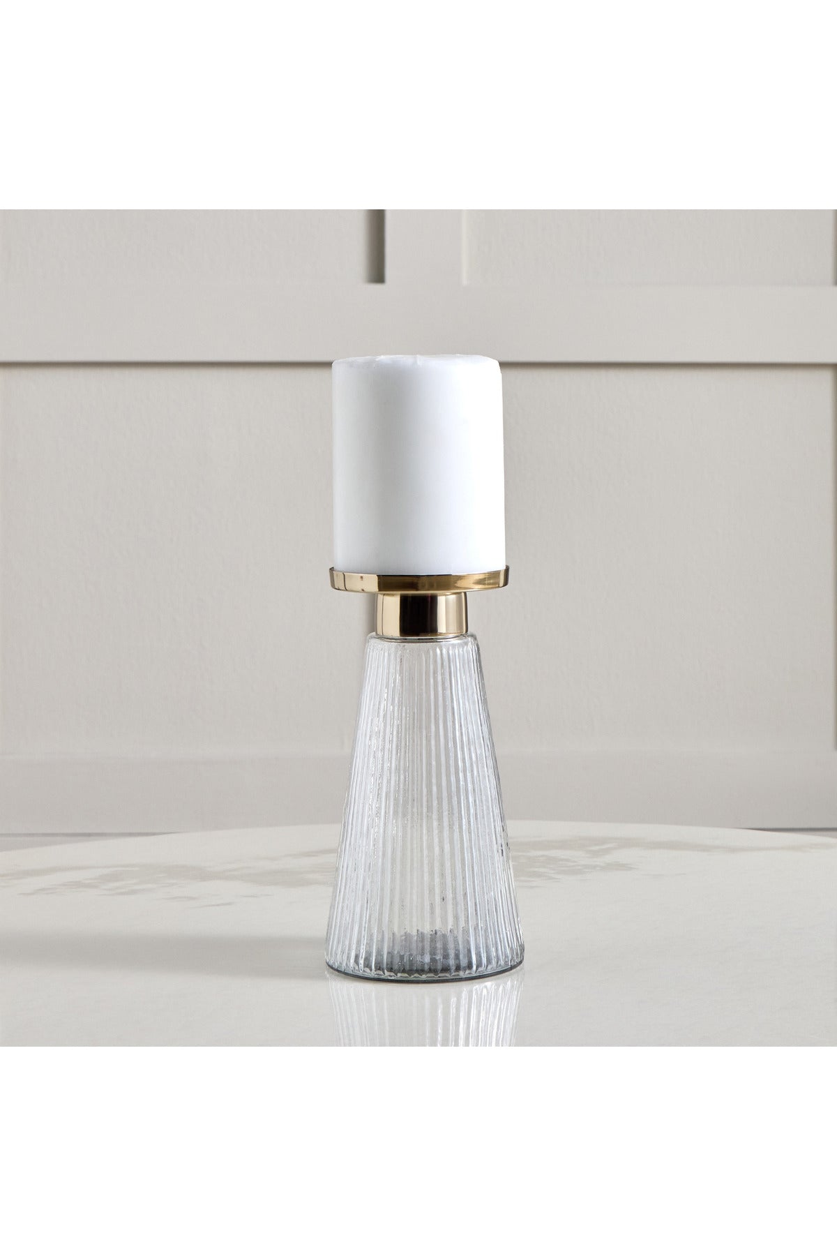 Noura Pillar Candleholder
