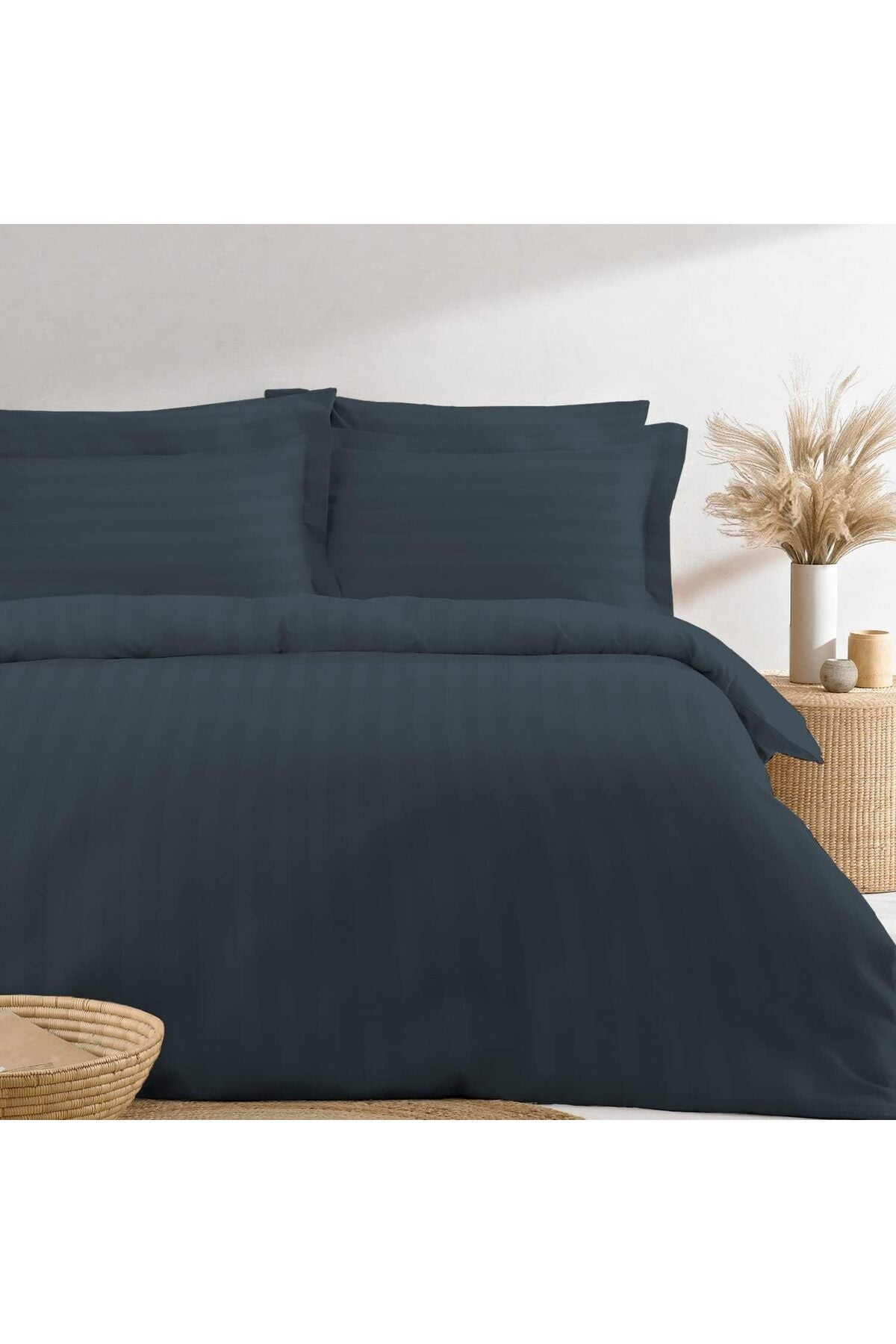 Cotton Striped Double Duvet Cover 200x200 cm Dark Grey, 300 Thread Count Soft 100% Long Staple Cotton Sateen Weave Quilt Cover with Button Closure (Dark Grey Bedding Set - 3 pc)