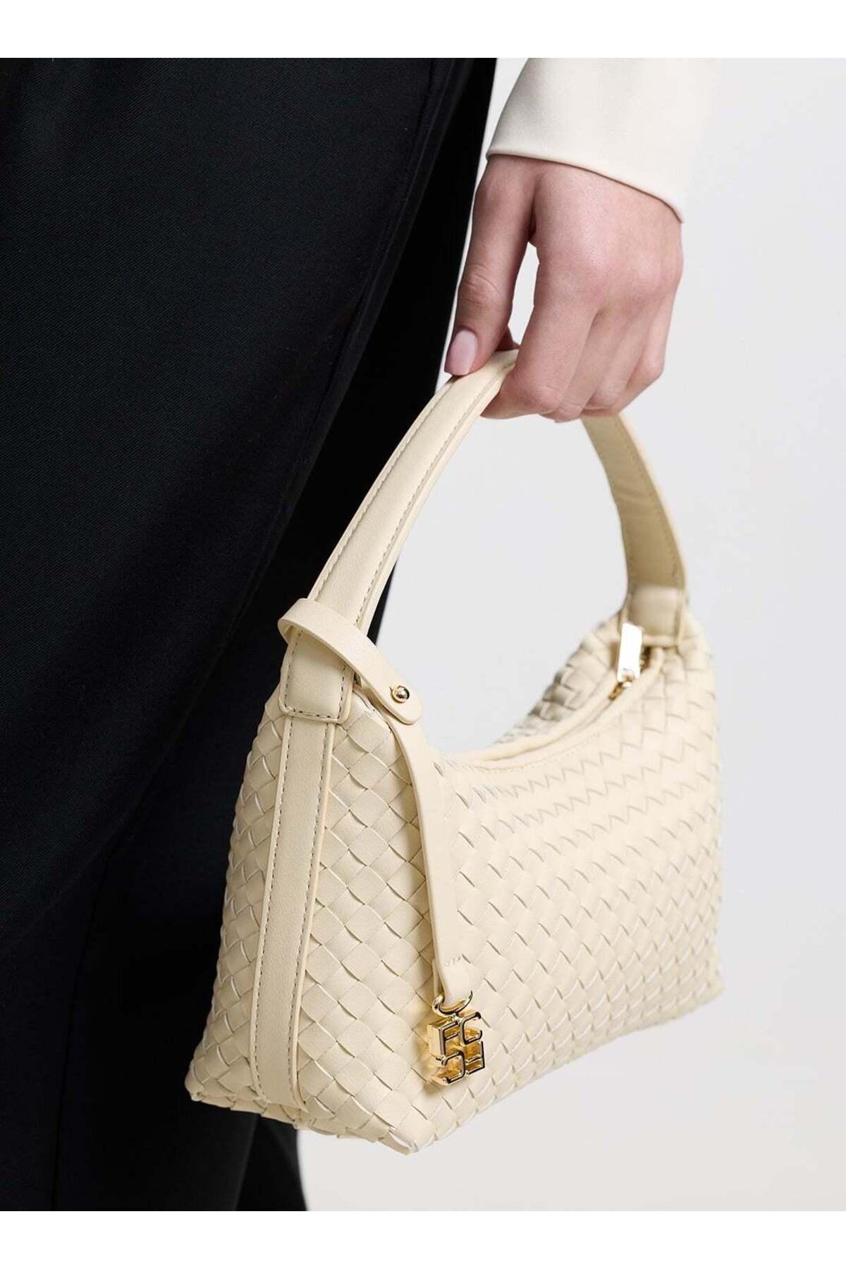 Women Beige Soho Shoulder Bag