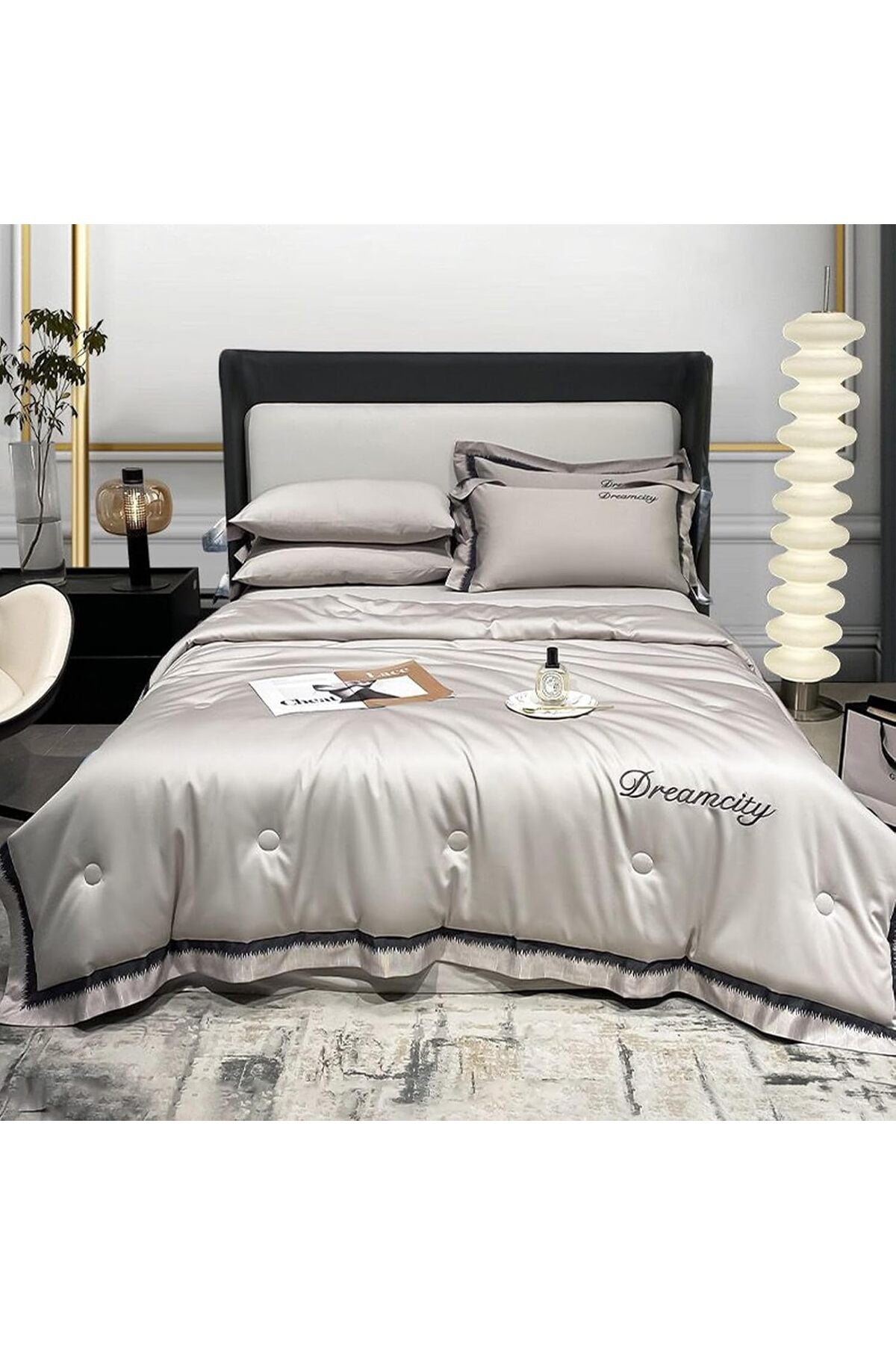 4 Pieces Queen Duvet Cover Set, Washable Ice Silk Quilt, Absorbs Heat To Keep Cooling, Include 1* Duvet Cover 200x230cm, 1* Flat Sheet 245x245cm, 2* Pillowcases 48x74cm, Gray