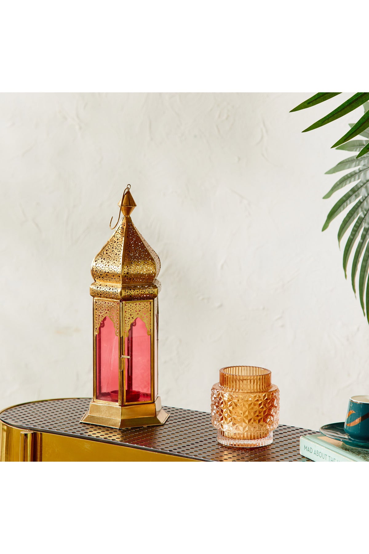 Amal Metal Lantern Color: Pink