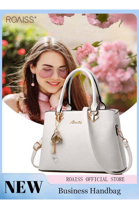 Women Stylish Handbag with Top Handle and Exquisite Pendant, Large Capacity Shoulder Bag with Adjustable Strap and Zipper Closure, Elegant Chic Crossbody Bag for Ladies, Ideal for Dating, Shopp