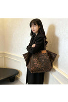 New Women's Tote Bag, Korean Style, Large Capacity Leopard Print Handbag, Trendy Fashionable Personality Commuter Underarm Shoulder Bag