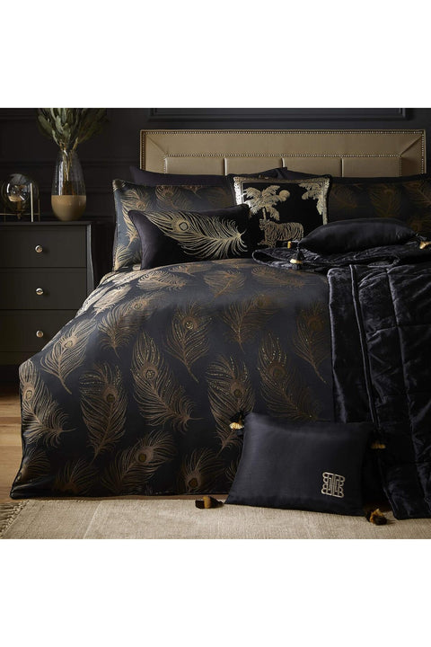 NOASR Laurence Llewelyn-Bowen - Dandy - Jacquard Woven Duvet Cover Set - Double Bed Size in Black & Gold