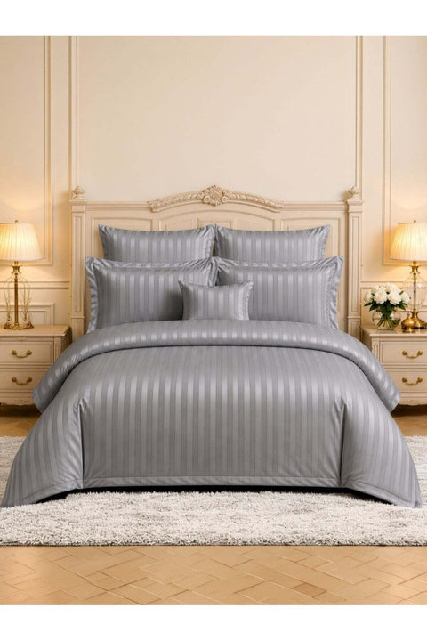 Hotel Striped Comforter Set, Fits 200x200 cm Size Bed, Removable Duvet Filler Included, 8-Pcs King Size, 350 GSM Filling.