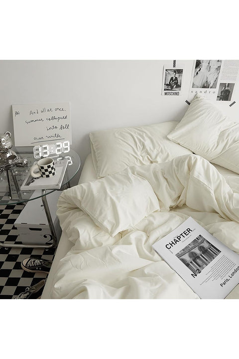 Duvet Cover Set King Size 4 Pcs, 1 Quilt Cover 220x240cm, 2 Pillow Cases, 1 Bedsheet - Milkshake White