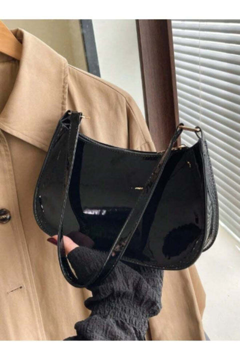 Solid Black Minimalist Crescent Shoulder Bag for Women – Stylish Faux Leather Purse with Zipper Closure for College & Daily Outings