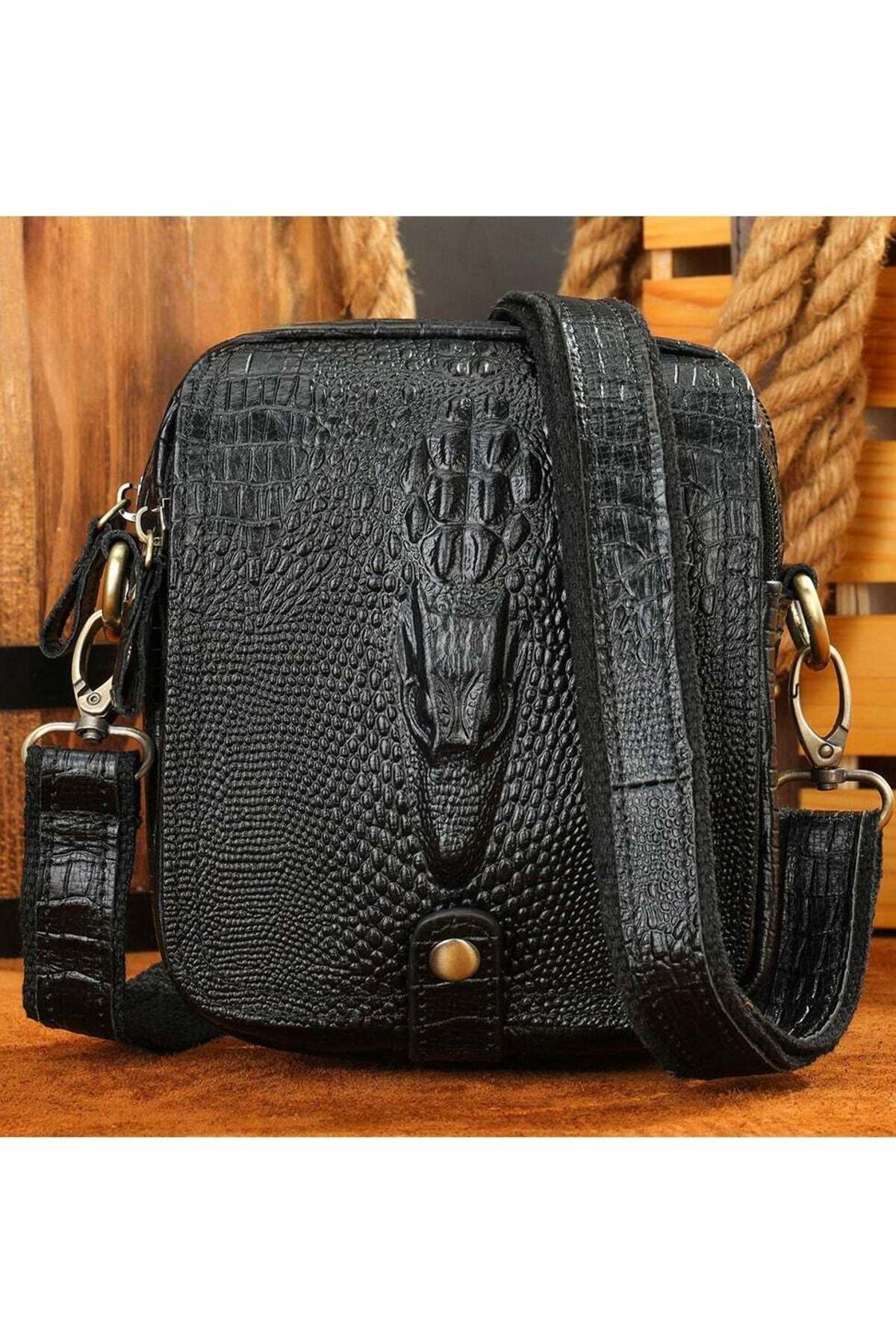 Crossbody bag for men,Genuine leather men's messenger bag, top layer cowhide shoulder bag, fashionable business men's messenger bag, crocodile pattern shoulder bag