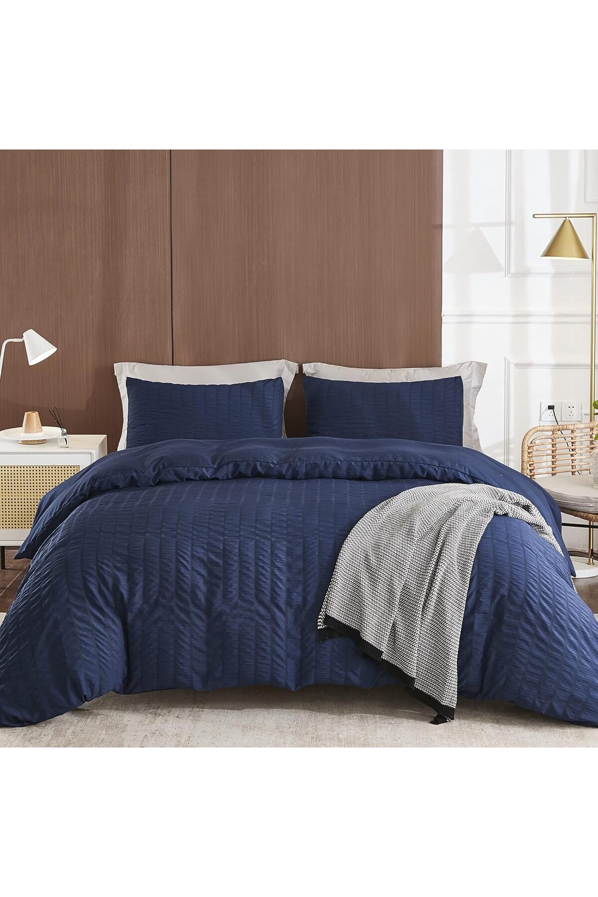 Seersucker Duvet Cover Set Queen Size (90 x 90 inches), 3 Pieces, Navy Blue Ultra Soft Washed Microfiber
