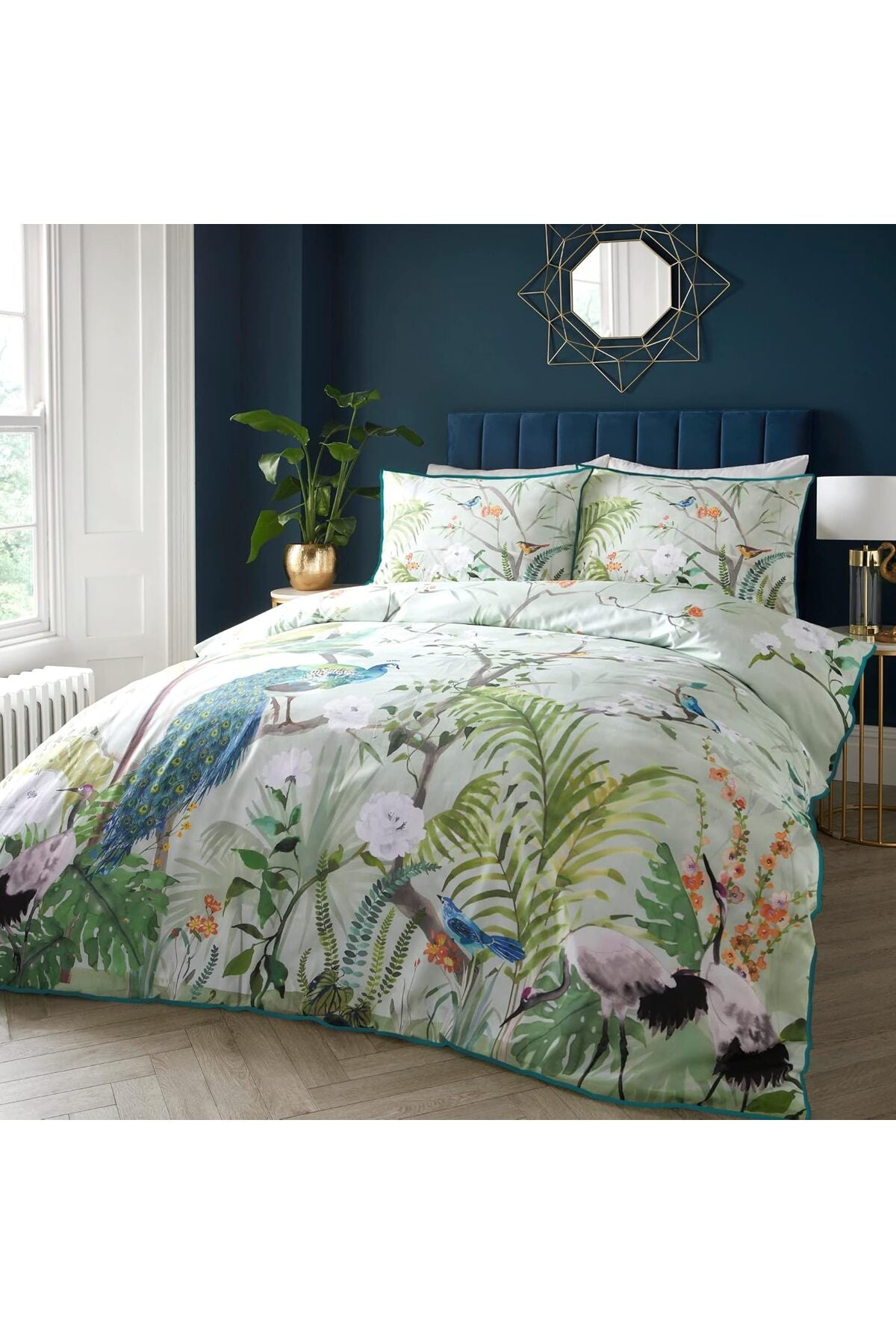 Soiree - Peacock Jungle - 100% Cotton Duvet Cover Set - Double Bed Size in Green